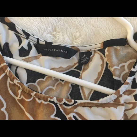 Looks great on - Investments tunic 😍🔥😍 - Picture 3 of 4